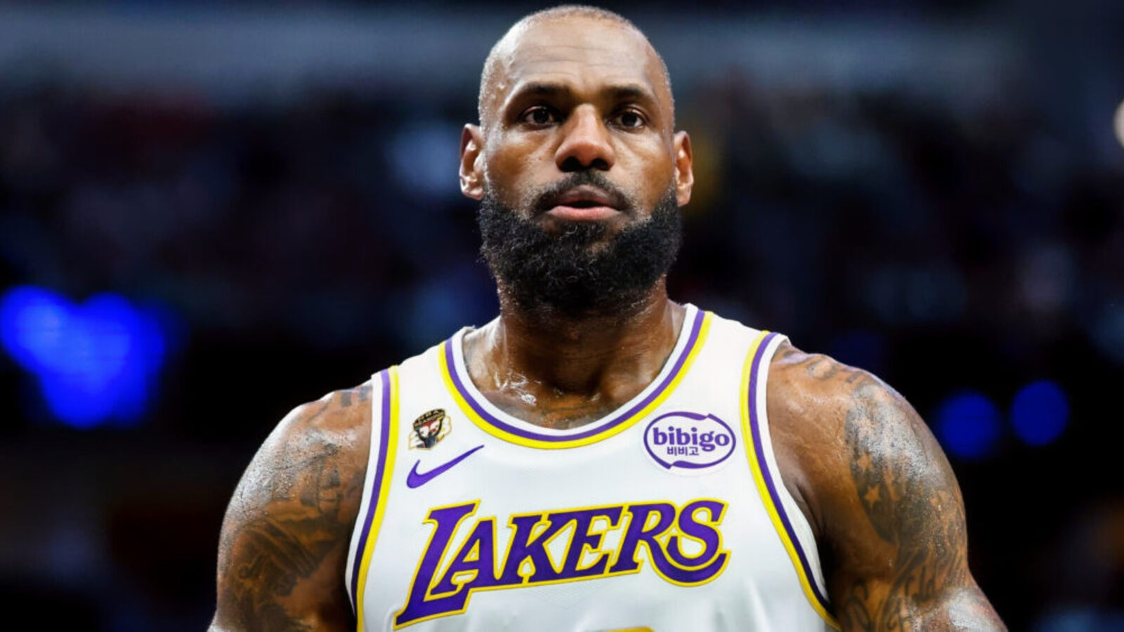 Report: Lakers Could Prioritize Star Guard Over LeBron James in Major Offseason Decision