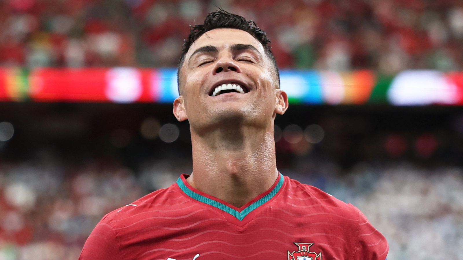 https://www.yardbarker.com/media/1/f/1f9ee0936b2a3deb37f80757df36d68340b74573/thumb_16x9/world-cup-2026-tuesday-takeaways-cristiano.jpg?v=1