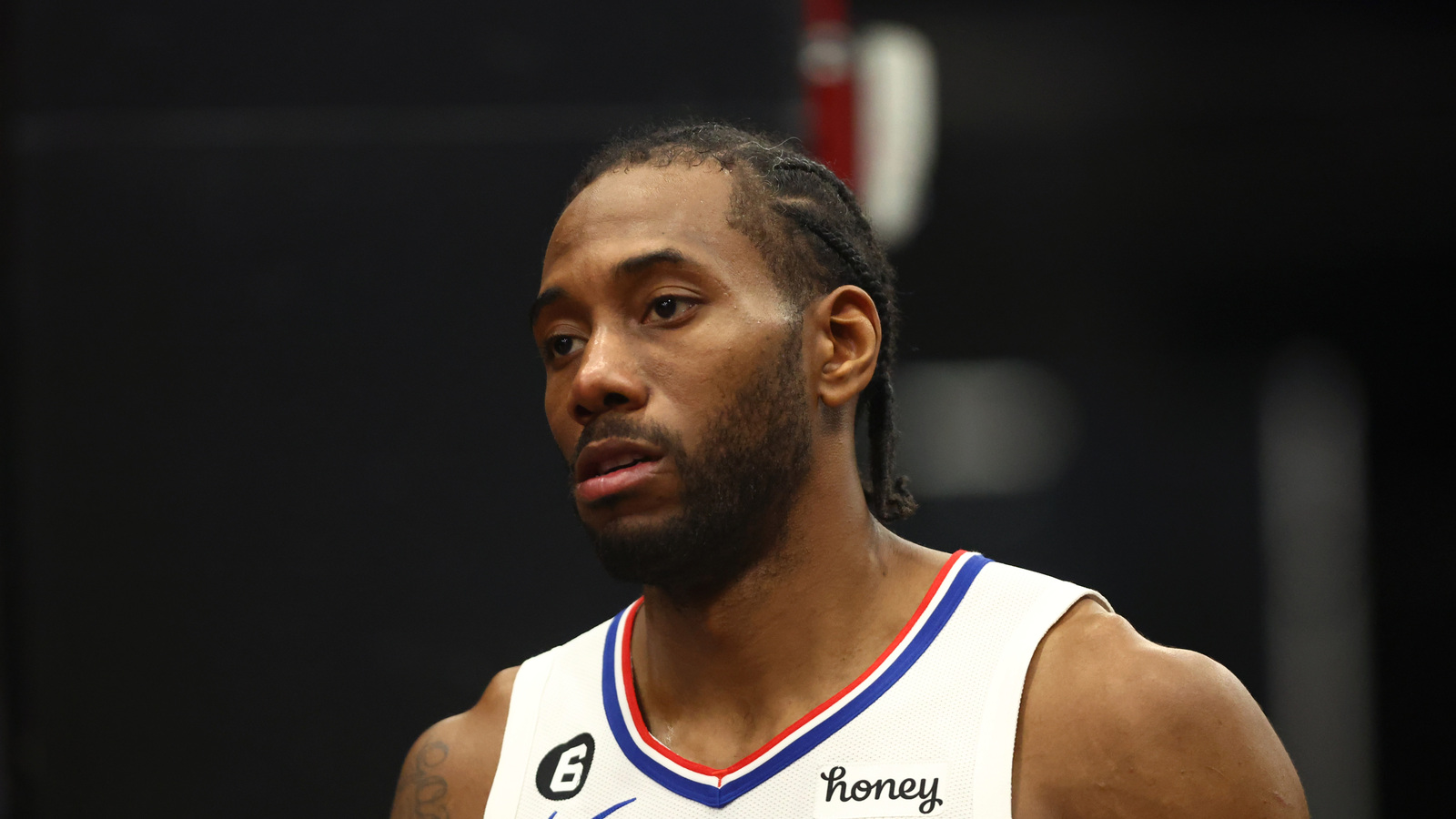 NBA Writer Suggests Bucks Should Trade For Kawhi Leonard - Vimarsana News