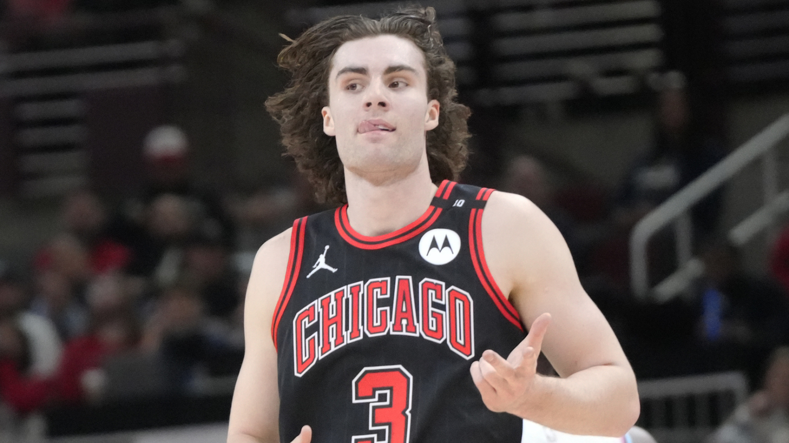 https://www.yardbarker.com/media/1/f/1fadcd50d7ca8f541d46e33b6684748e38f29548/thumb_16x9/bulls-rfa-josh-giddeys-contract-demands-revealed.jpg?v=1