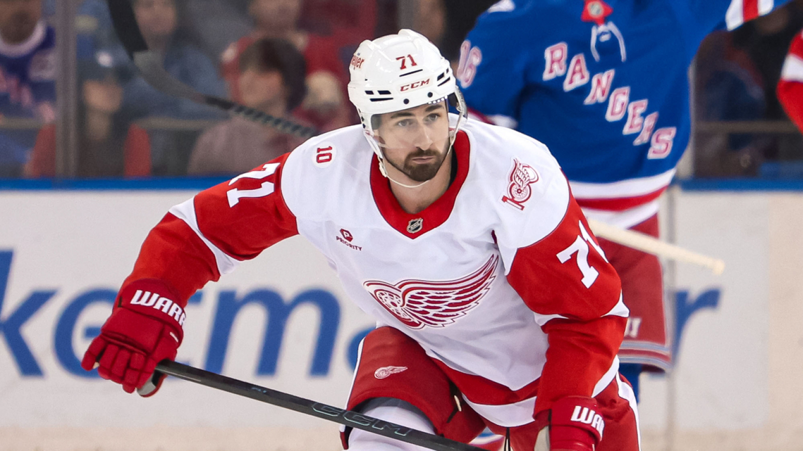 https://www.yardbarker.com/media/1/f/1fdb6e131dcab3b7203a332ba93349ae2bb3ccfe/thumb_16x9/red-wings-trade-dylan-larkin-under-current.jpg?v=1