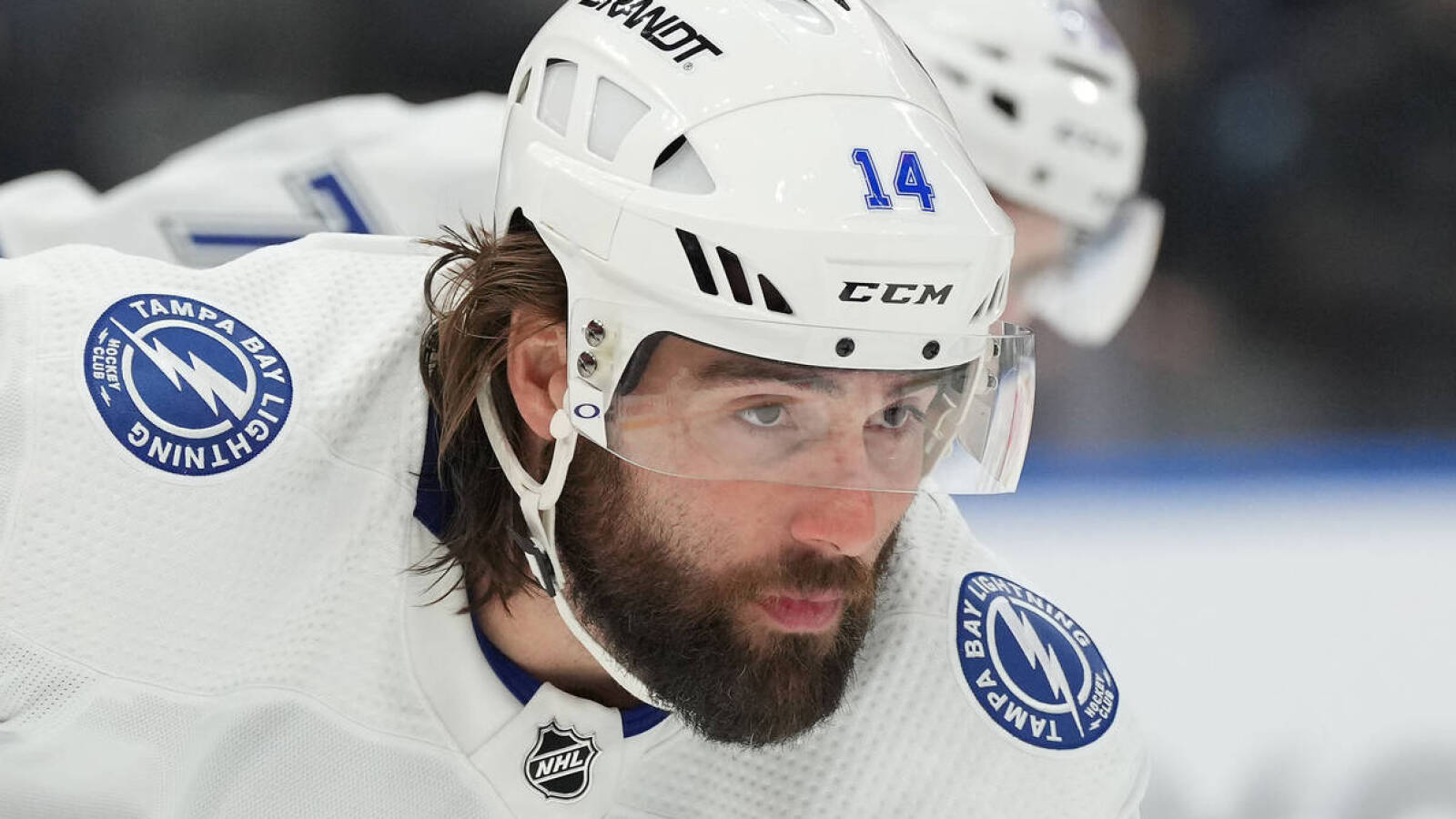 Lightning's Pat Maroon rips Bruins announcer for bodyshaming comments