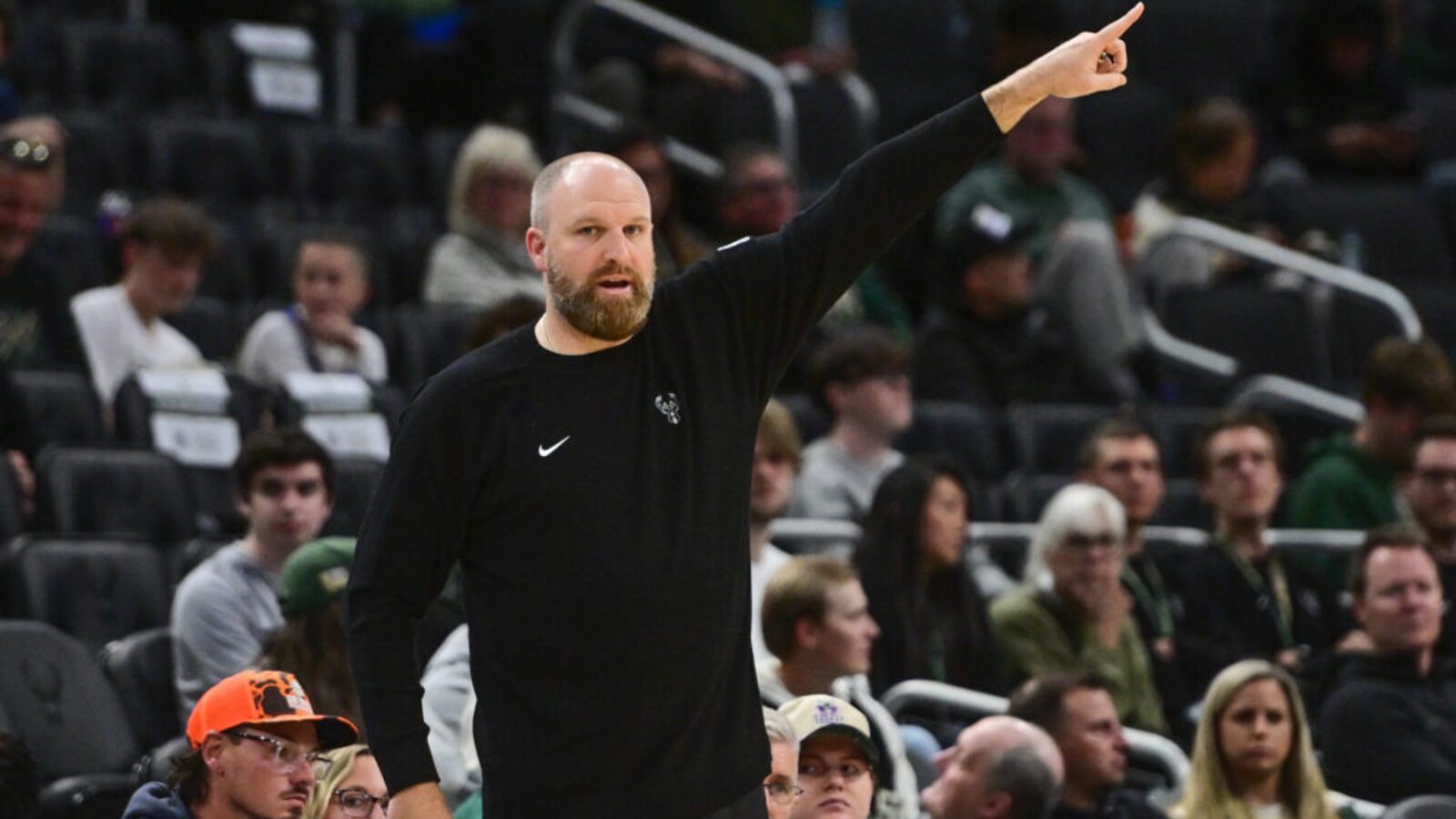Milwaukee Bucks Acquire Young Center in Last-Minute Move