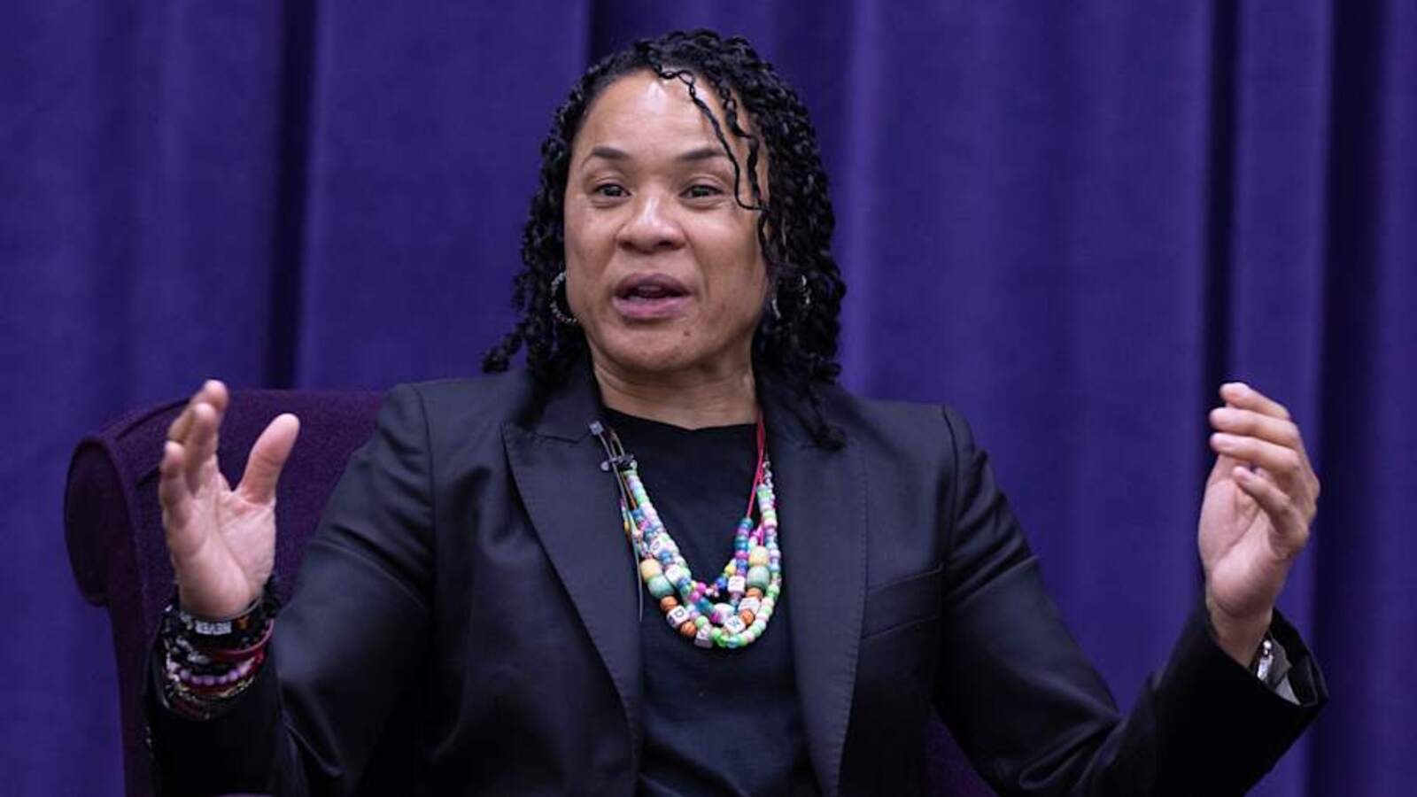 Dawn Staley Asserts Indiana Fever Star is WNBA MVP Candidate | Yardbarker