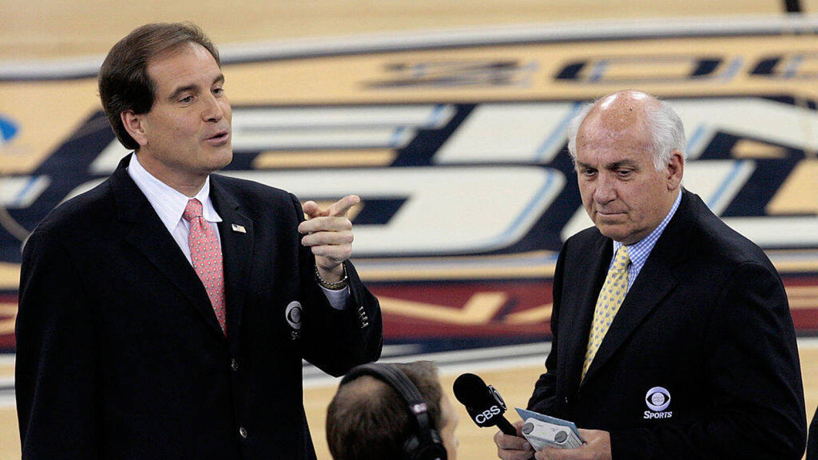 Video: Jim Nantz offers touching tribute to longtime Final Four analyst Billy Packer