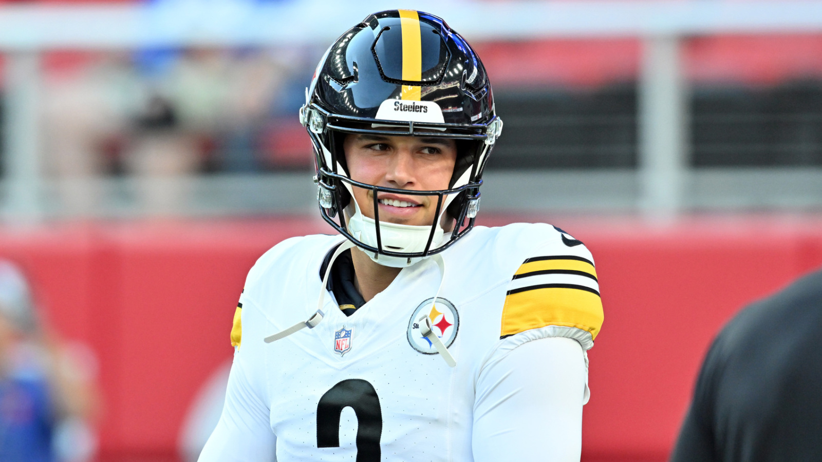 https://www.yardbarker.com/media/2/0/20744894ae3dc9cf3055e3ae631912bdf6eb7929/thumb_16x9/steelers-reportedly-open-rudolph-move-amid-howard.jpg?v=1