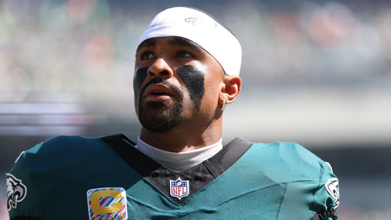 https://www.yardbarker.com/media/2/0/20f6d1739edb9c9a25ccc18638463e785b89ee25/thumb_16x9/frustrations-begin-mount-eagles-offensive.jpg?v=1