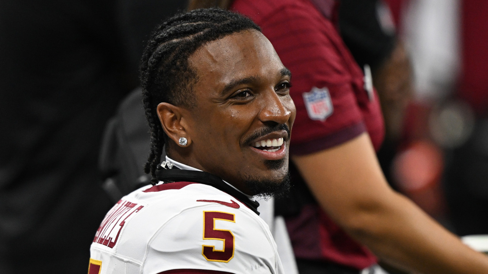 https://www.yardbarker.com/media/2/1/212621b98d69467dab262ba7871358076983f97d/thumb_16x9/rookie-passing-td-records-quiz.jpg?v=2