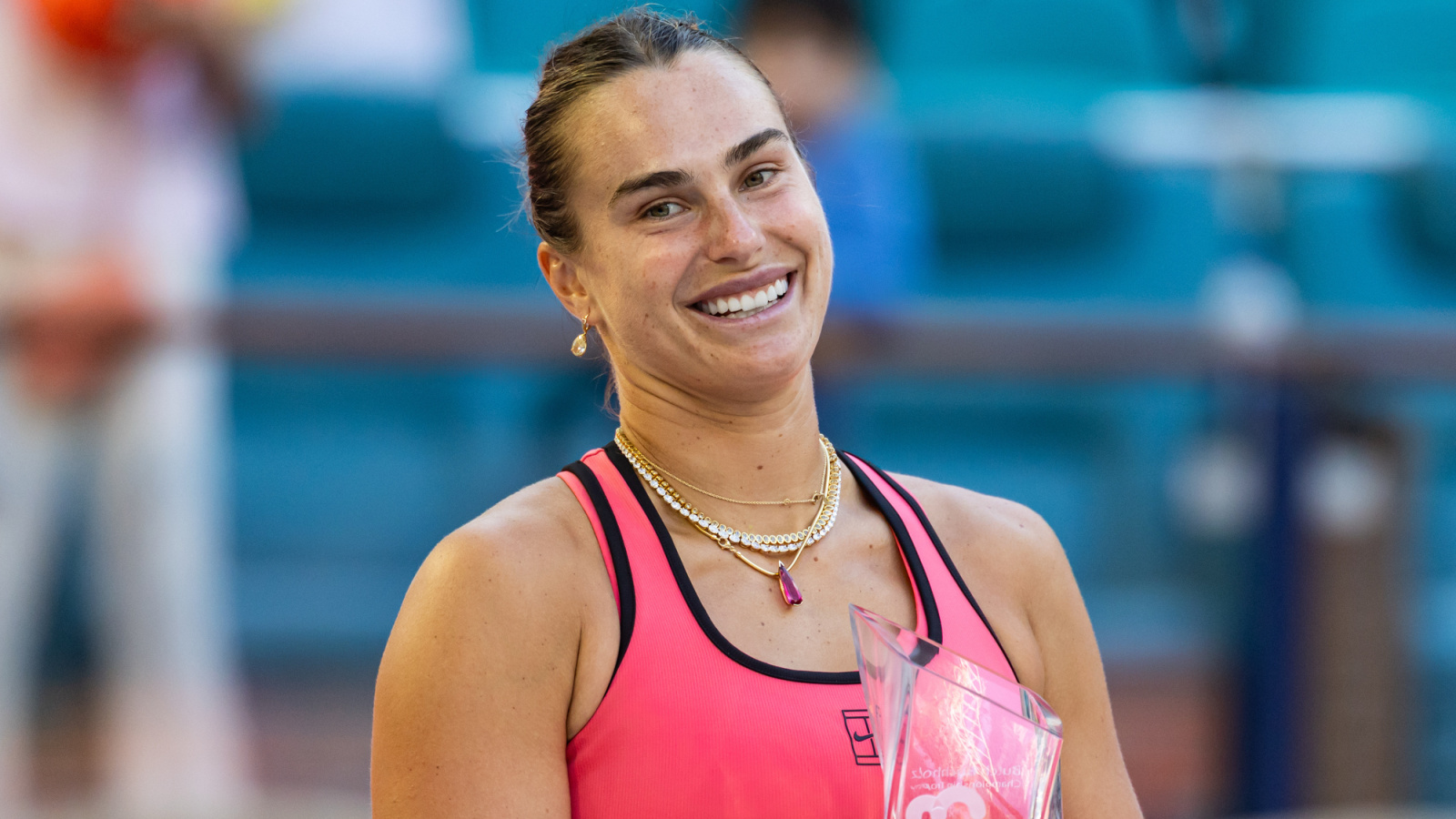 WTA Madrid Open Day Five Round-Up | Aryna Sabalenka delivers statement win, Swiatek retires injured as Osaka secures routine win