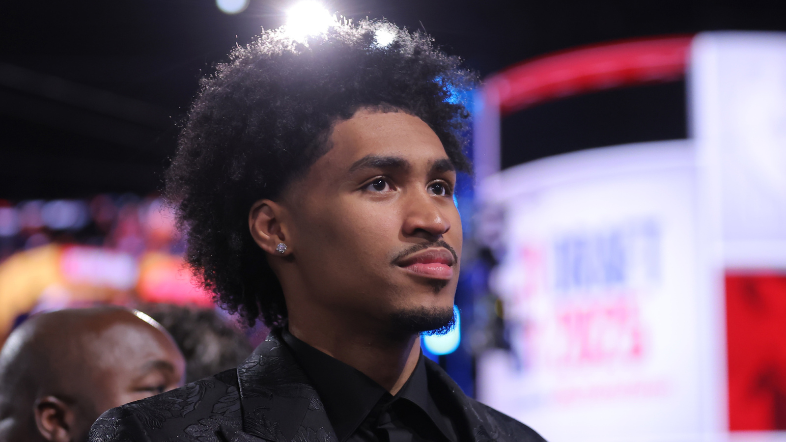 https://www.yardbarker.com/media/2/1/2163d9d004f582587bbda84dfd6de3daa33940d5/thumb_16x9/nba-legend-reacts-spurs-selection-dylan-harper.jpg?v=1