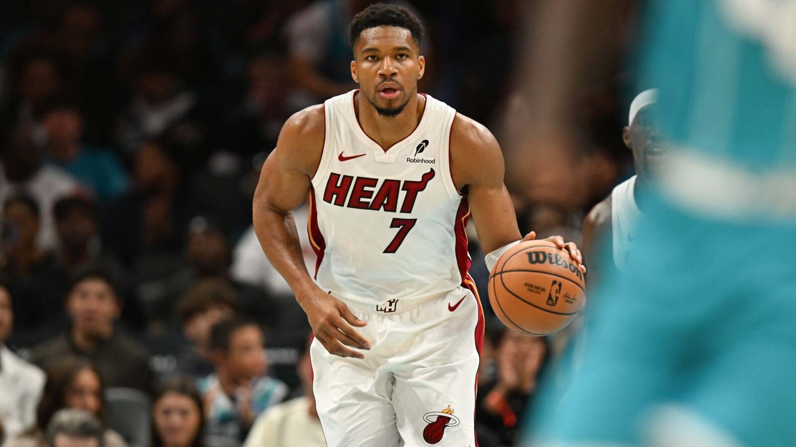 Chad Johnson explains one thing about Giannis Antetokounmpo’s game that worries him