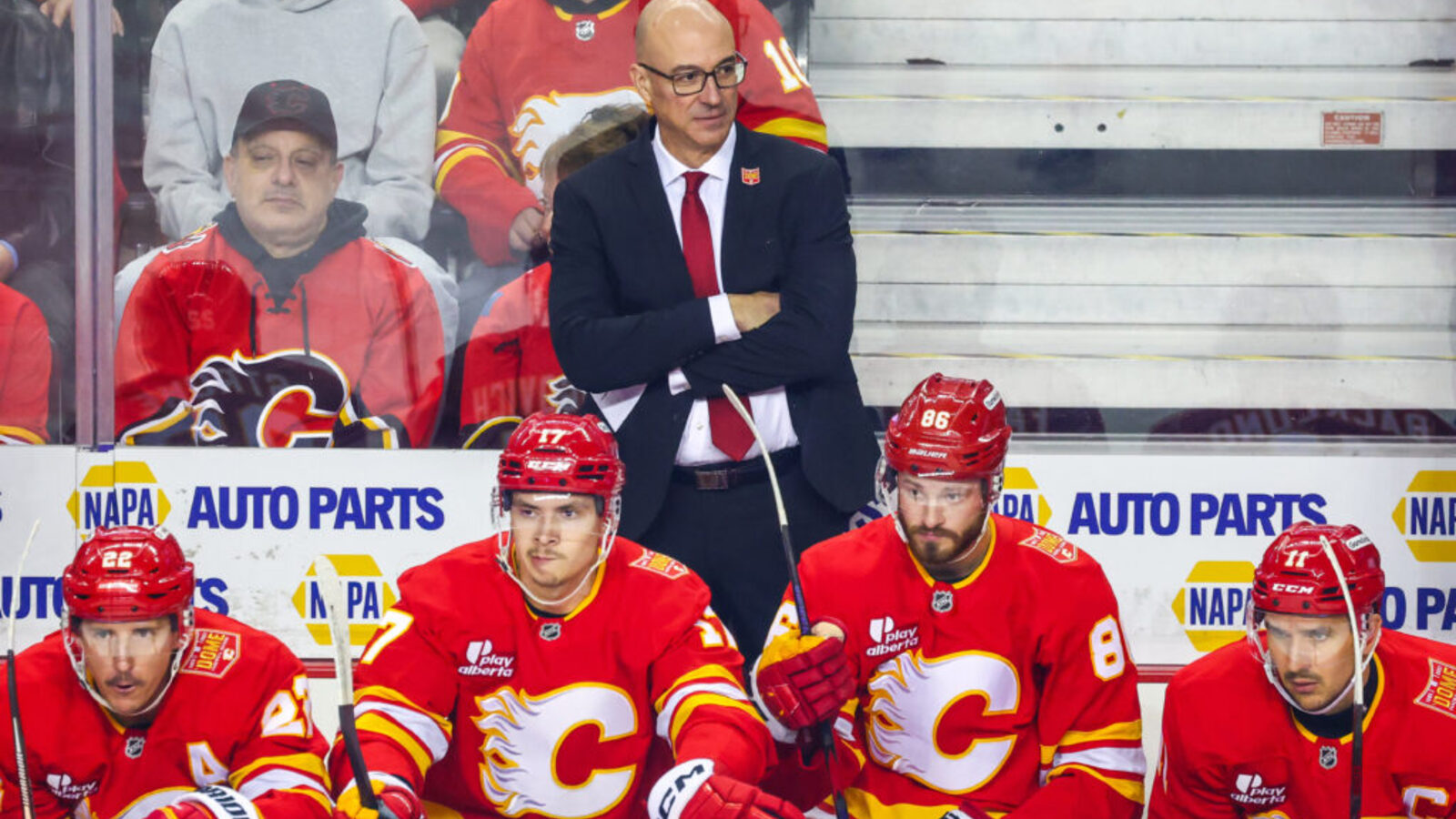 Calgary Flames Acquire Veteran Defenseman on Saturday | Yardbarker