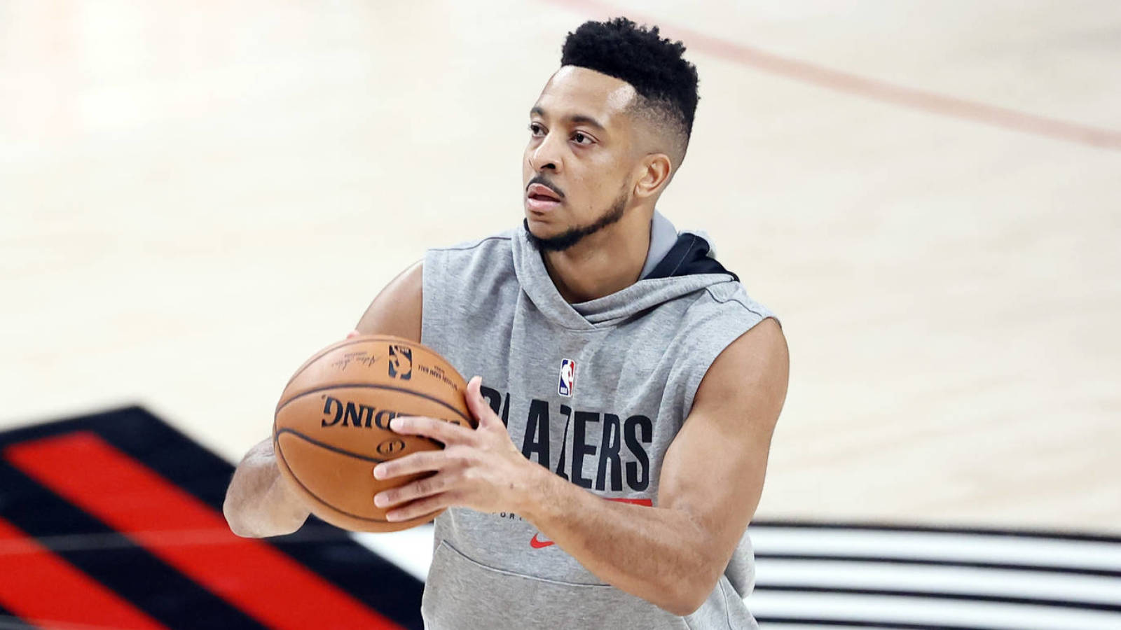 Report: Blazers turning down CJ McCollum trade inquiries - Vimarsana News