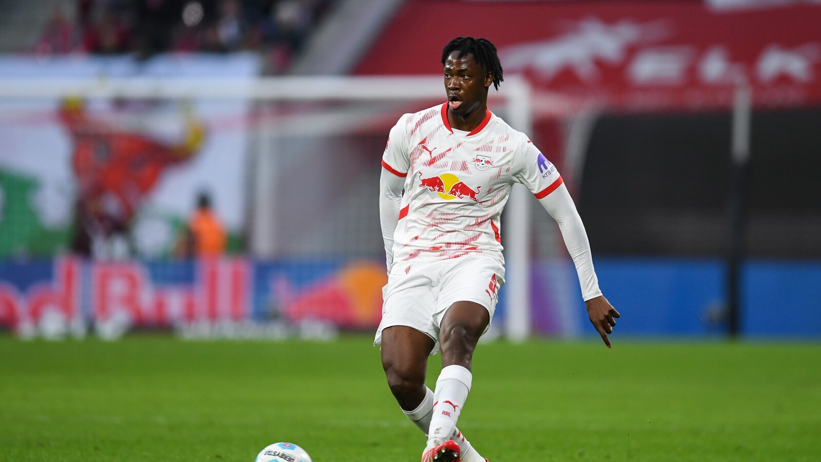 Leeds set to sign one of the best left footers in Europe | Yardbarker