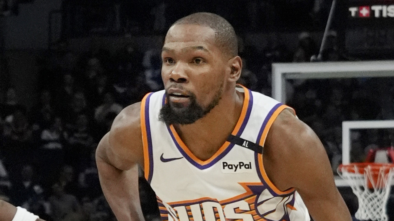 https://www.yardbarker.com/media/2/2/22cd0767f4bd00bf2e3c4c5ad33c765dc1aa35cc/thumb_16x9/insider-believes-durant-closer-winning-title.jpg?v=1