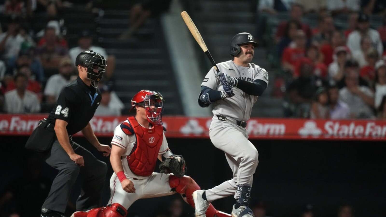 Yankees Secure 10-Inning Victory Over Angels with Wells' Key Hit