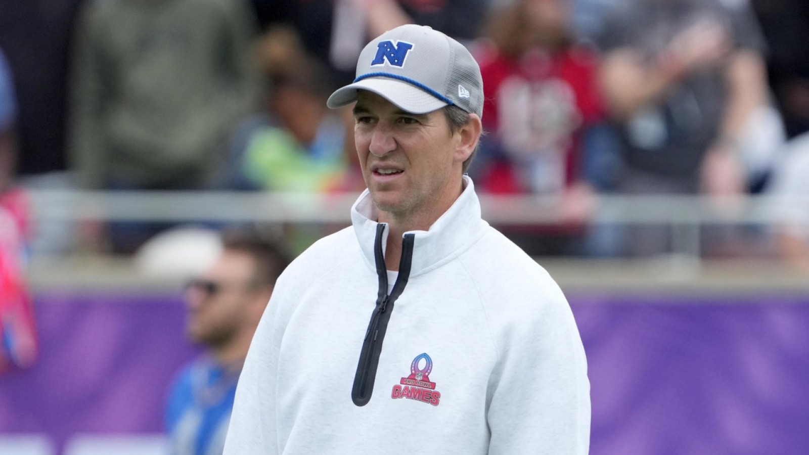 https://www.yardbarker.com/media/2/3/235b11170349f76476bc88fe9eec1bca7d968dc6/thumb_16x9/eli-manning-turned-down-unexpected-request-jaxson.jpg?v=1