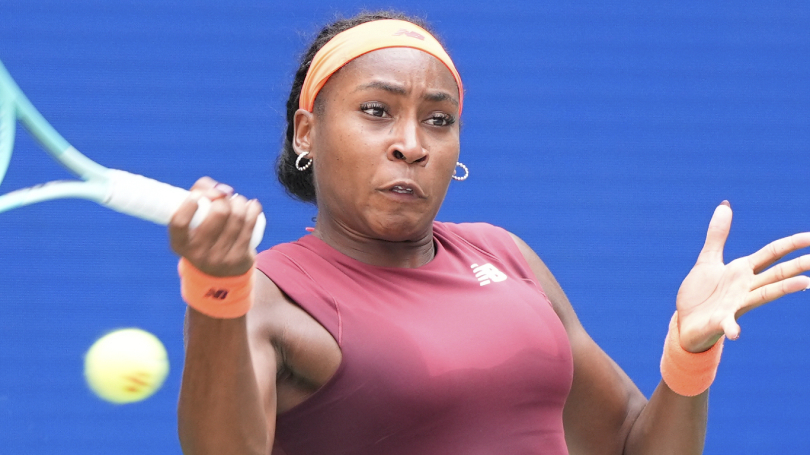 https://www.yardbarker.com/media/2/3/235d5f65254b4bddaf025c303e047caea97873b0/thumb_16x9/gauff-go-against-one-her-idols-2026-australian.jpg?v=1