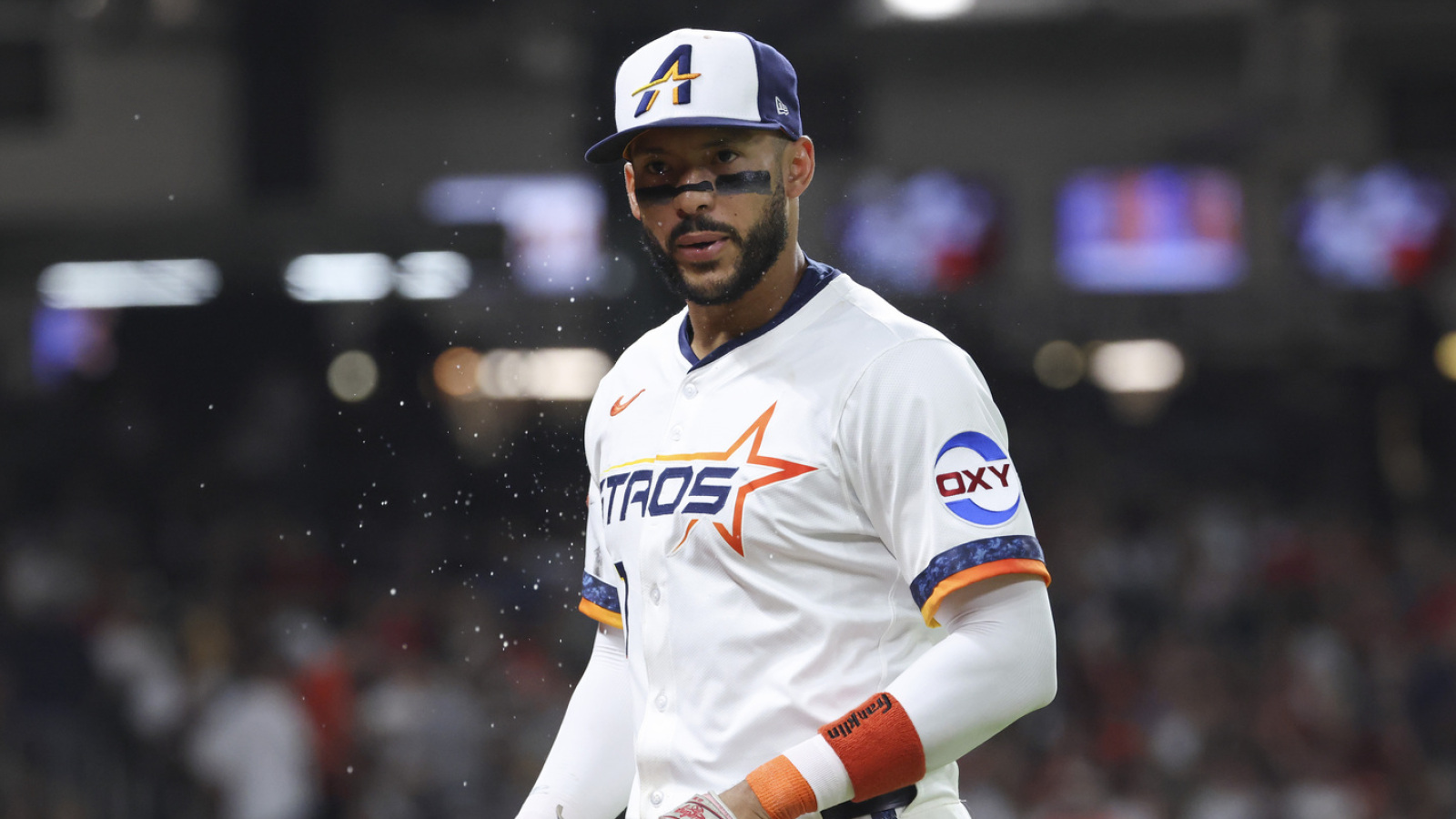 https://www.yardbarker.com/media/2/3/236c366212a6d21d29a452db43a5ae5be5699605/thumb_16x9/carlos-correa-remains-best-trade-deadline.jpg?v=1