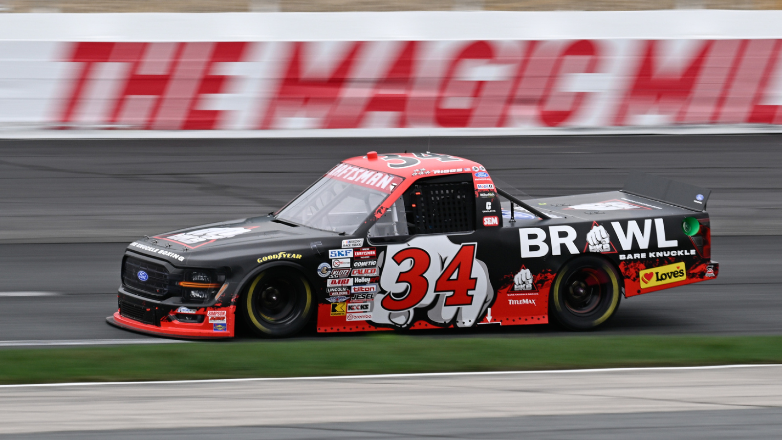 Layne Riggs Secures Victory at NASCAR Truck Series Race in Charlotte