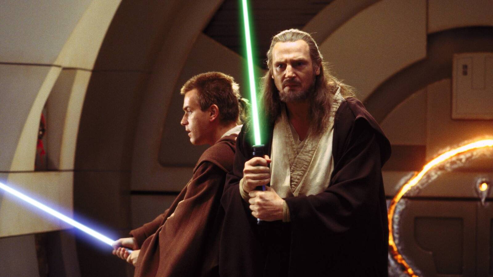 https://www.yardbarker.com/media/2/4/243c21a07507ec27dabbda7b1931a25e8dfbe368/thumb_16x9/18-great-scenes-otherwise-awful-movies.jpg
