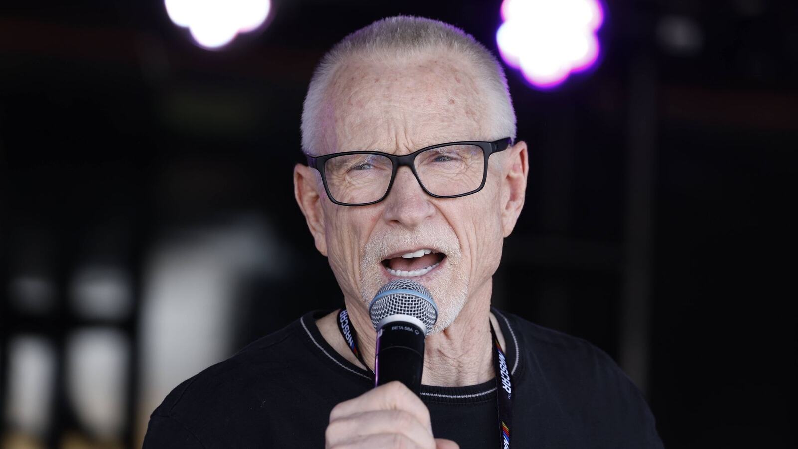 Mark Martin Demands Change From NASCAR Broadcasters and Media to Do Their Bit to Grow the Sport
