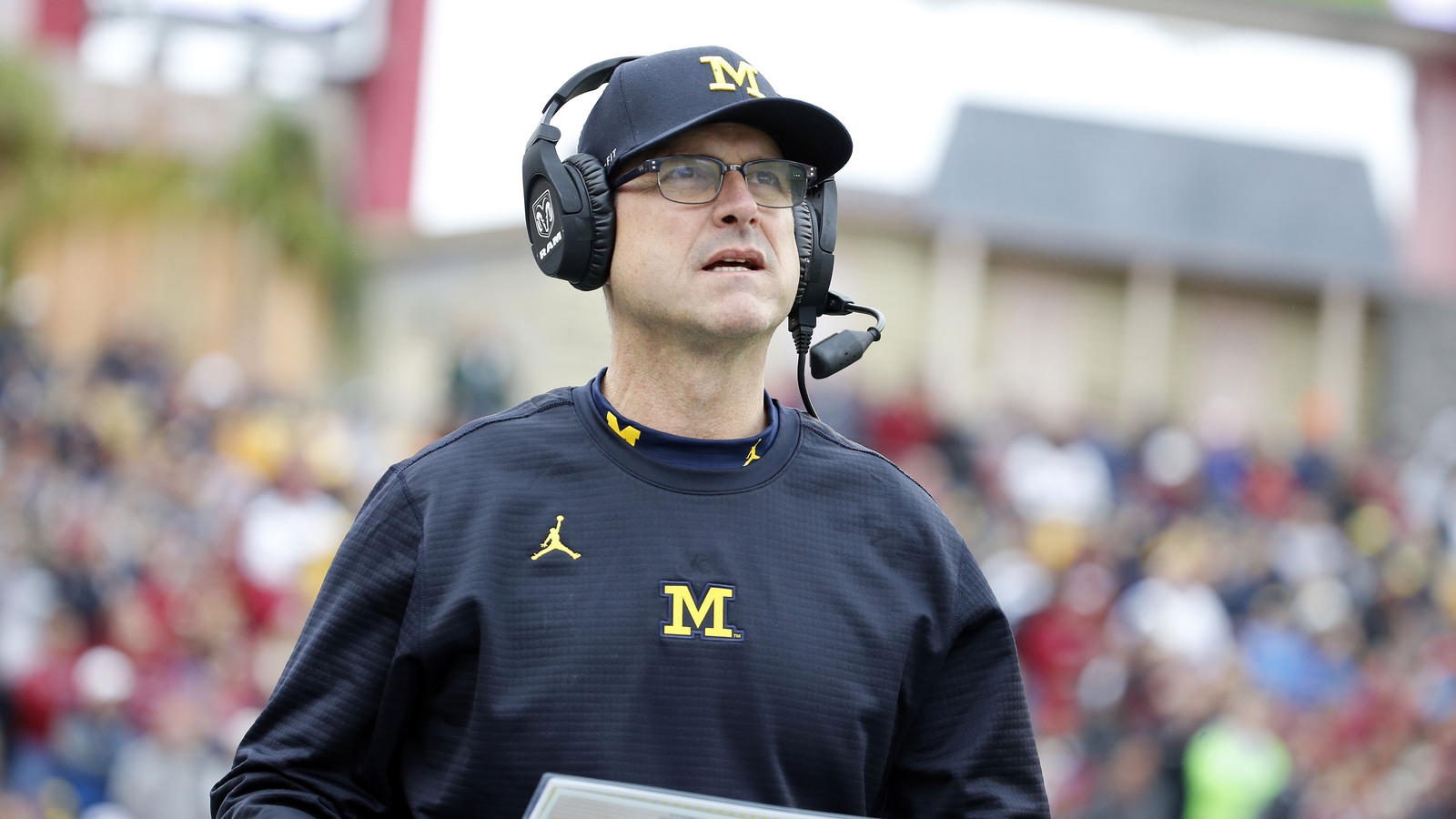 Jim Harbaugh’s whiteboard loaded with motivational quotes | Yardbarker.com