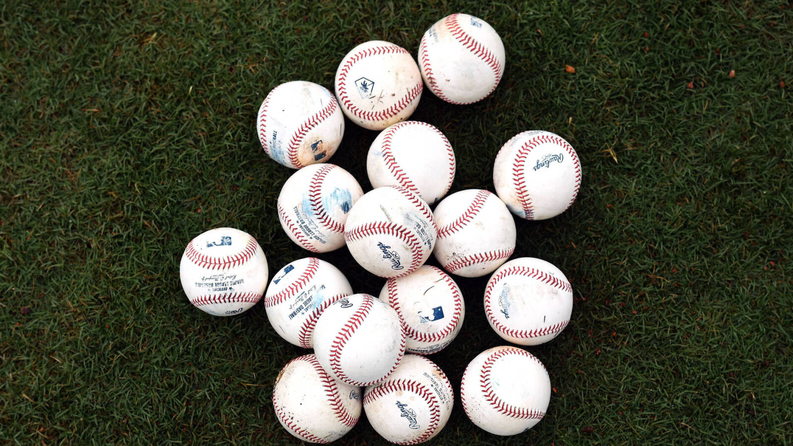 MLBPA, MLB continue to negotiate - Vimarsana News