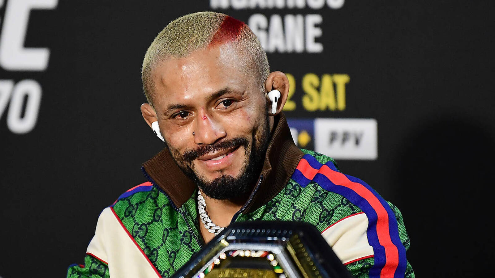 deiveson-figueiredo-upset-plastic-flyweight.jpg