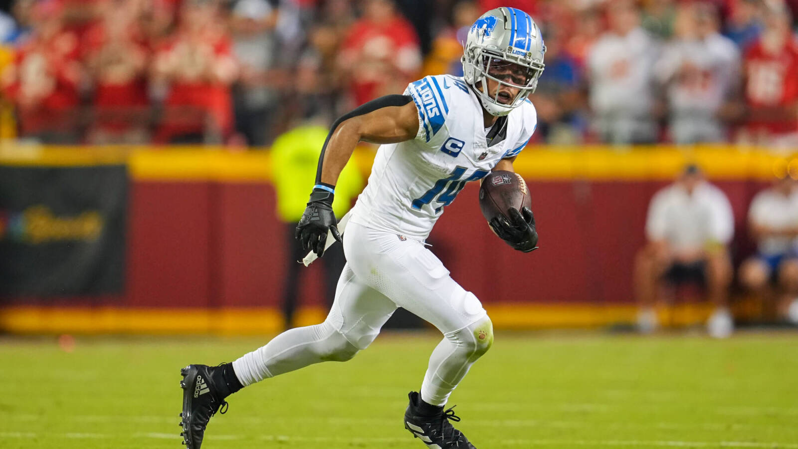 Lions WR AmonRa St. Brown shares warning after contract extension