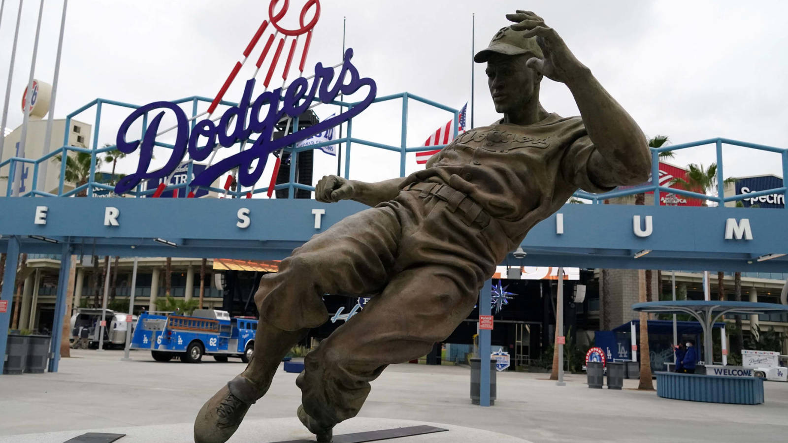NLBM to display vandalized Jackie Robinson plaque Yardbarker
