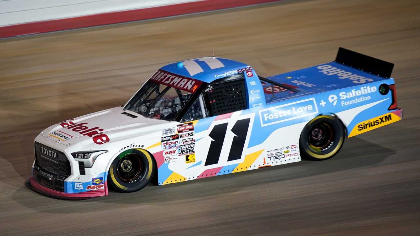 https://www.yardbarker.com/media/2/5/2549f8f7db7d710aa9bd01d5e9d821563be5ccdb/thumb_16x9/corey-heim-clinches-truck-series-regular-season.jpg?v=1