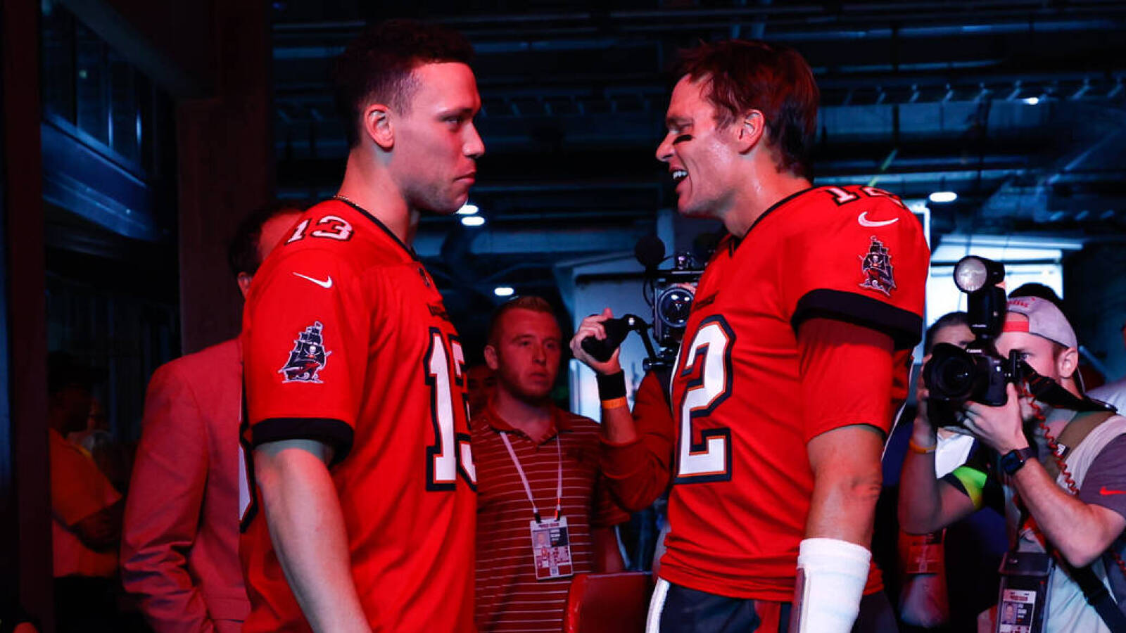 Watch Tom Brady tried to recruit Aaron Judge to play TE for Bucs