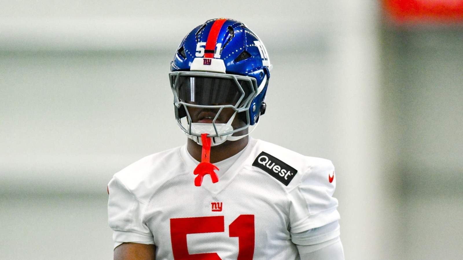 https://www.yardbarker.com/media/2/5/257045ebfebf41e45c9664b57e58ebe3651a644e/thumb_16x9/abdul-carter-meet-giants-expectations-during.jpg?v=1