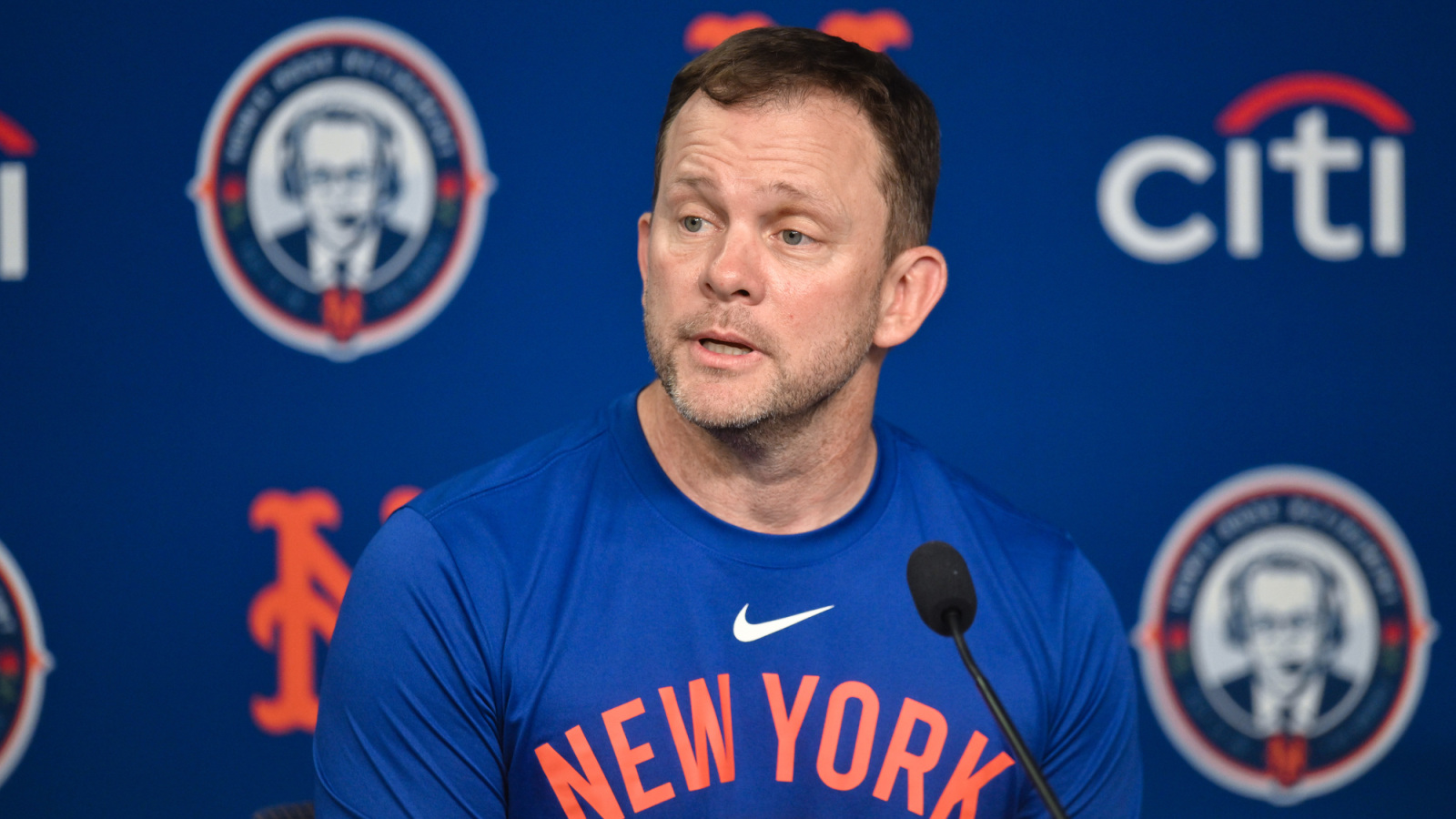https://www.yardbarker.com/media/2/5/25b50a1bab4beff434df1c325ab1449e226e815e/thumb_16x9/mets-players-icon-react-stunning-andy-green-news.jpg?v=1
