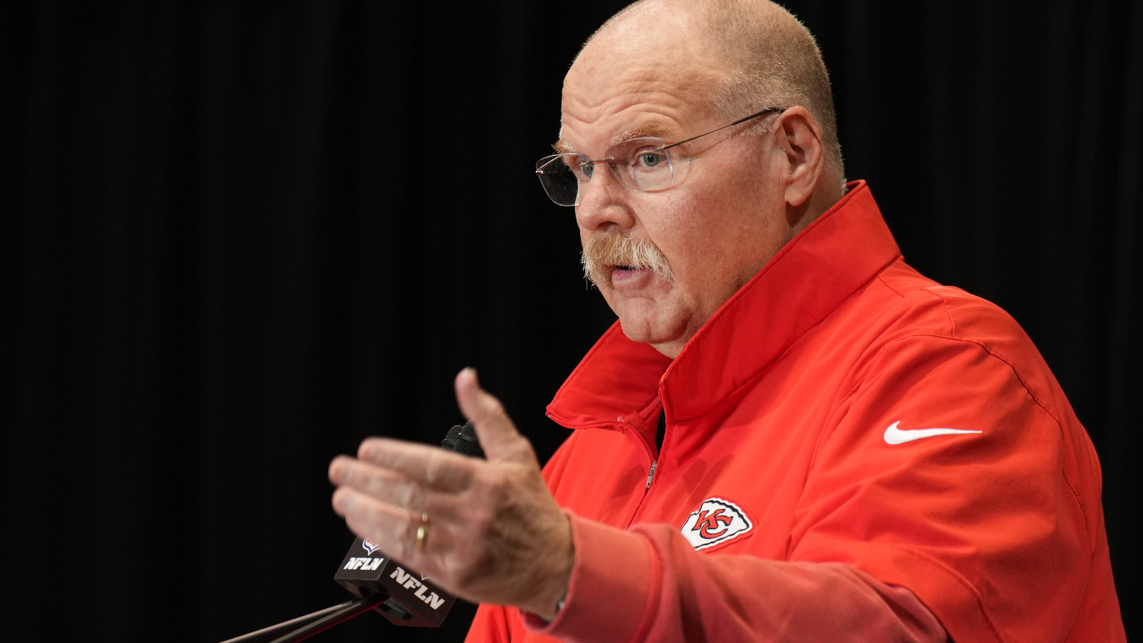 AFC Notes: Andy Reid, Chris Jones, Jim Harbaugh, Kliff Kingsbury ...