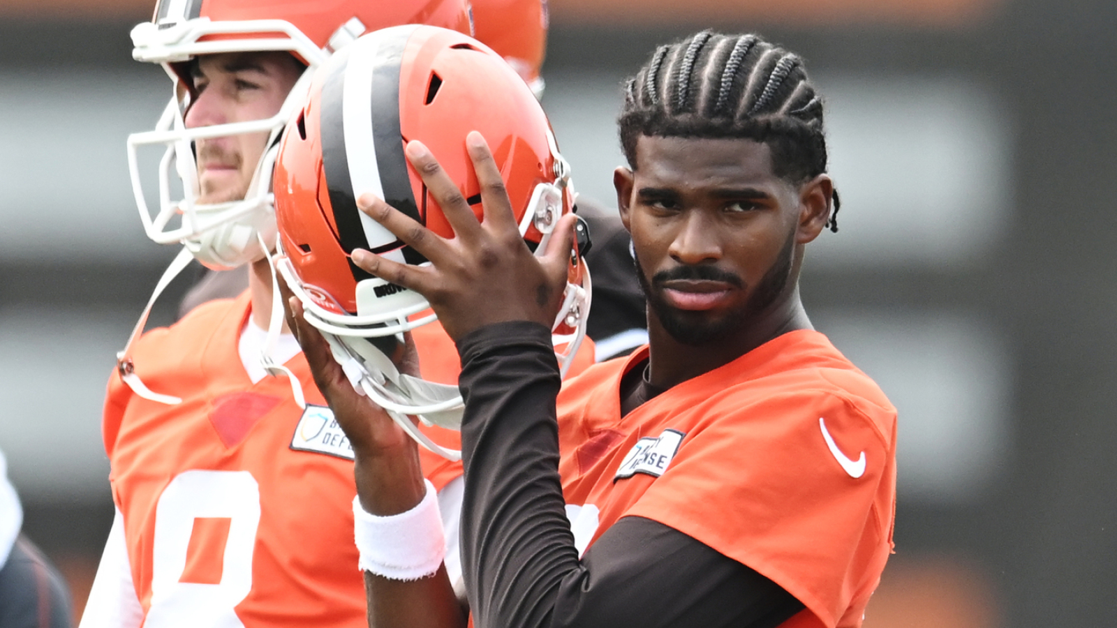 https://www.yardbarker.com/media/2/5/25bebeee0fead5aeed15964c9231ac4abeb3fc40/thumb_16x9/alleged-speeding-incidents-cost-sanders-browns-qb.jpg?v=2