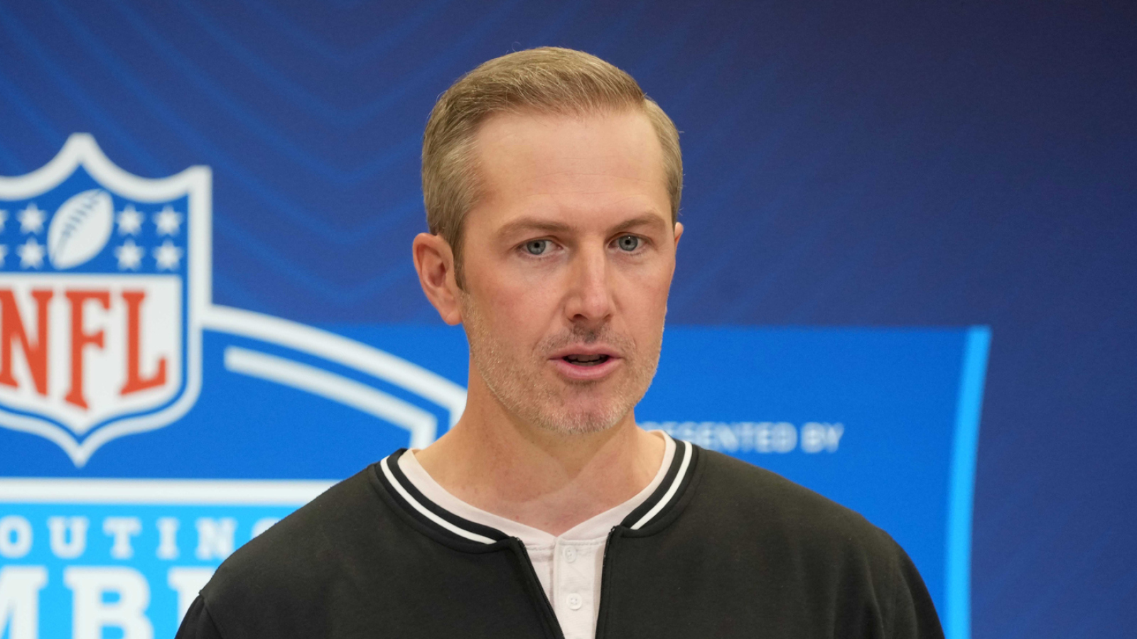 https://www.yardbarker.com/media/2/5/25c3e072b568763c4cde0db78d615a7b30d3cf59/thumb_16x9/executive-thinks-jets-shouldve-targeted.jpg?v=1
