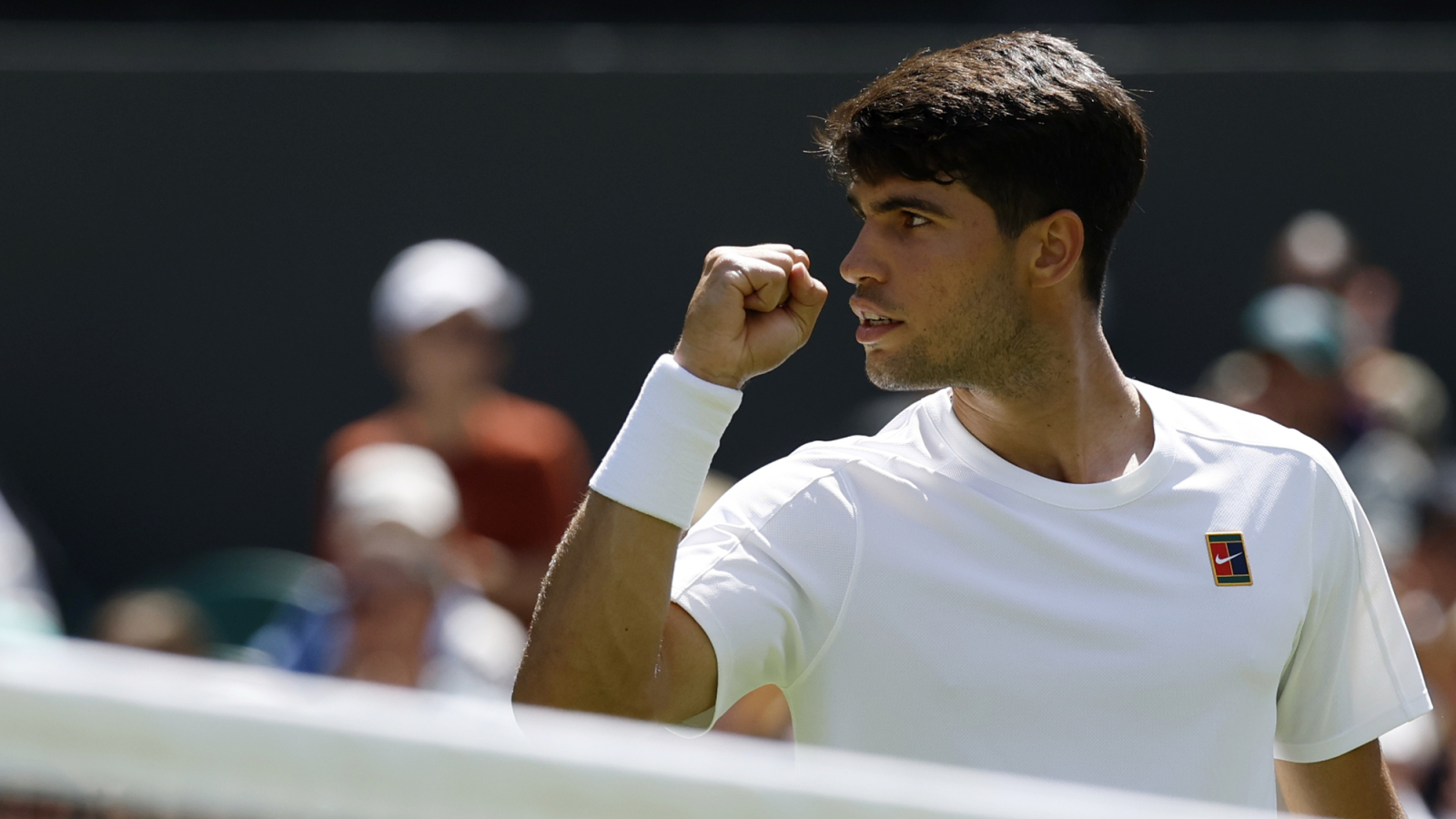 https://www.yardbarker.com/media/2/6/261616a2d16577a2ba8ef573a083a8bb5362432a/thumb_16x9/jun-30-2025-wimbledon-united-kingdom-carlos.jpg?v=1