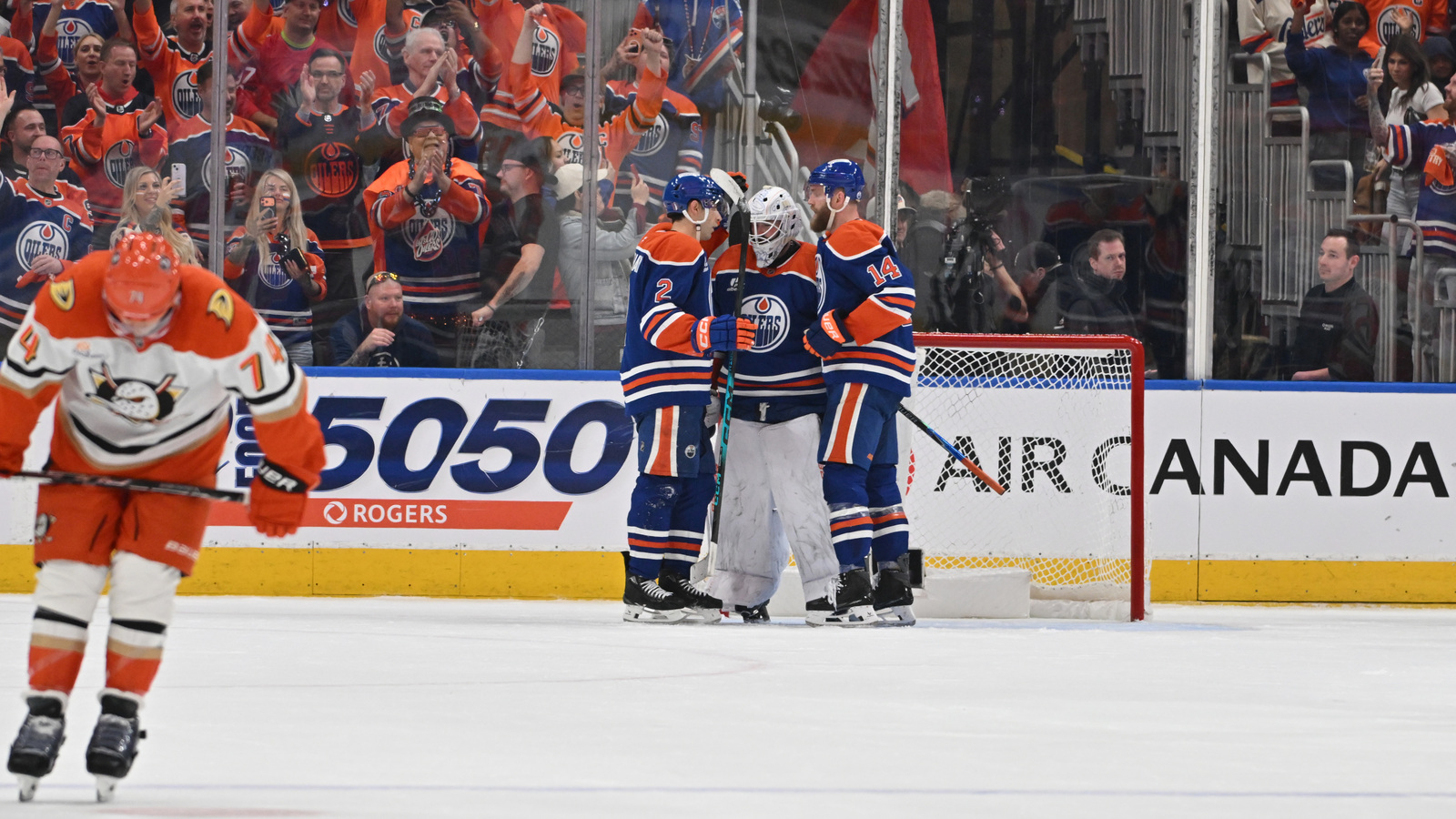 3 Reasons the Oilers’ Third Line Is Built for the Playoffs | Yardbarker