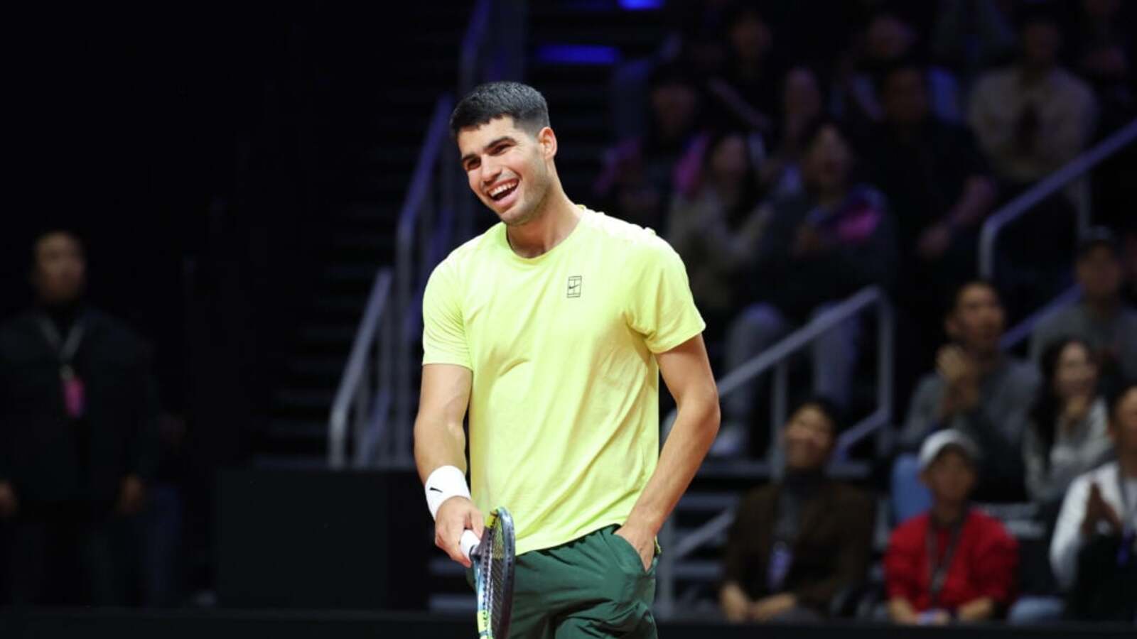 Carlos Alcaraz sends tribute to NBA legend during first Australian Open practice