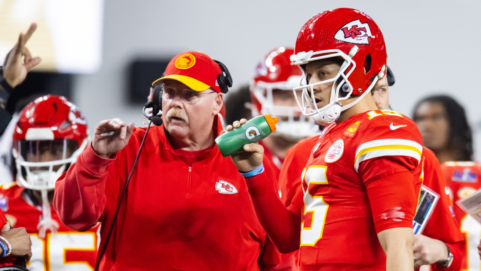 https://www.yardbarker.com/media/2/6/26bfa11645d4a029de16652fe7d2fcc90de935d6/thumb_16x9/takeaways-leaked-nfl-games.jpg?v=2