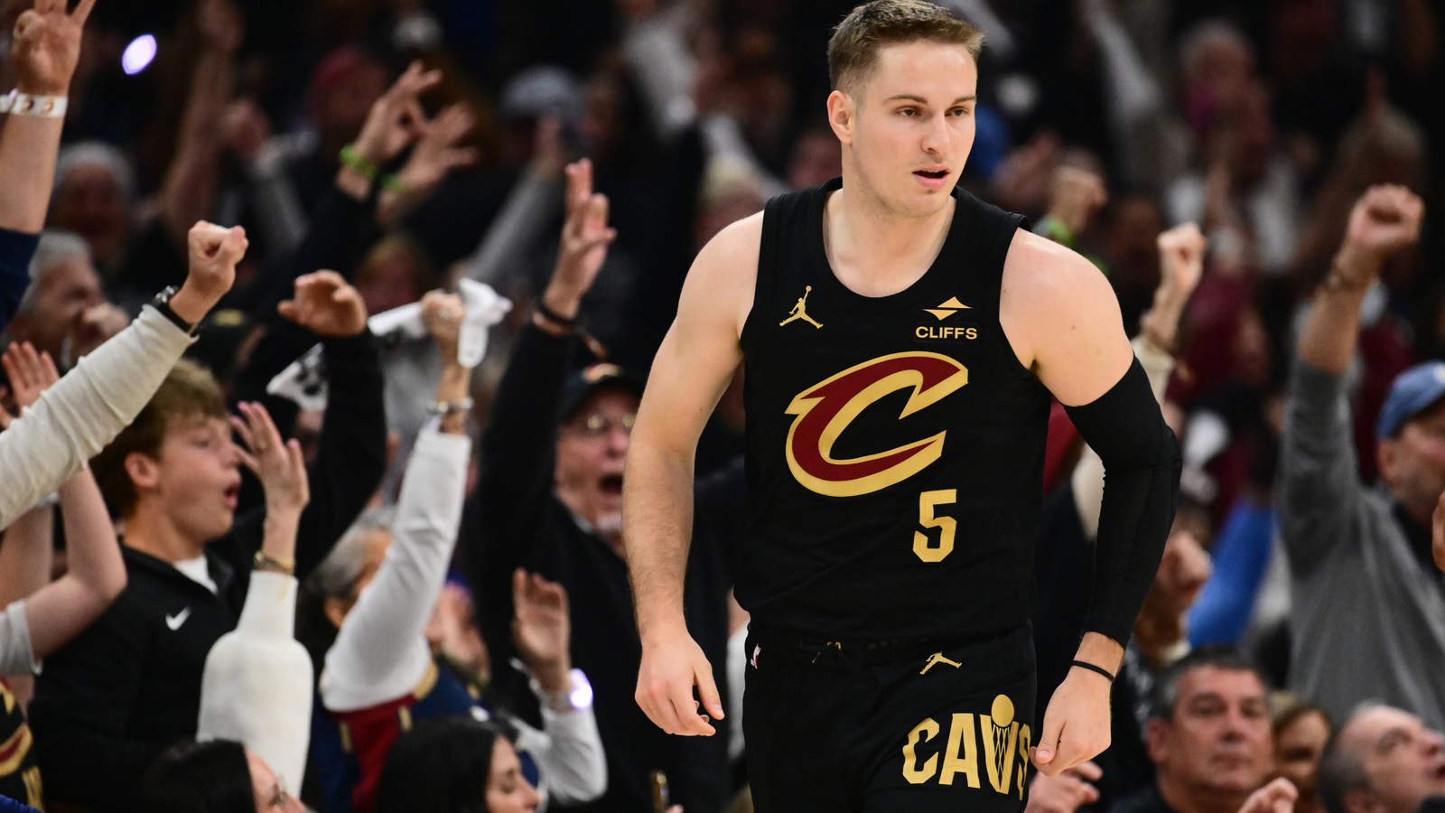 NBA Notes: Cavs, Sam Merrill, Pelicans, Dejounte Murray, Pistons