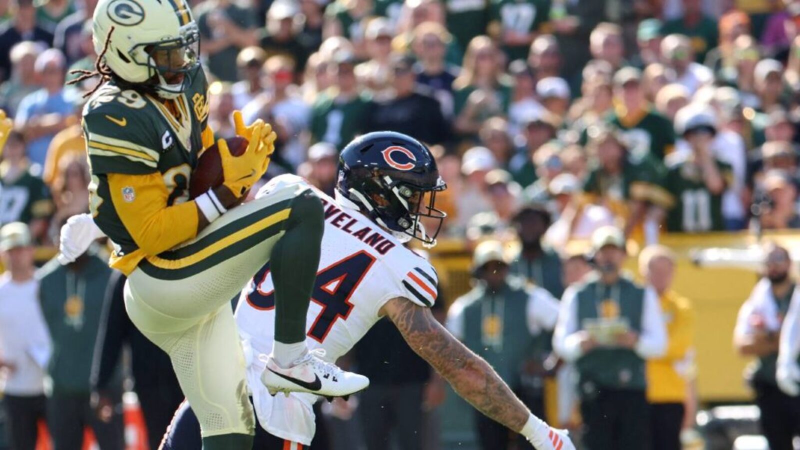 Chicago Bears Suffer 31-7 Loss to Packers Amid Turnovers