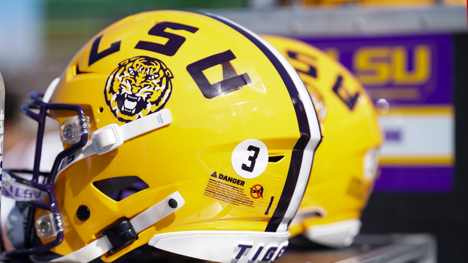 LSU prepares to bring live tiger out for Alabama game Yardbarker