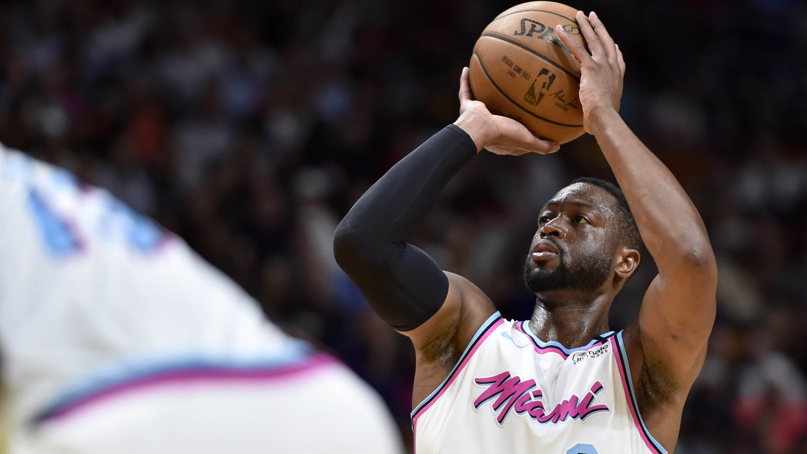 Dwyane Wade бросок