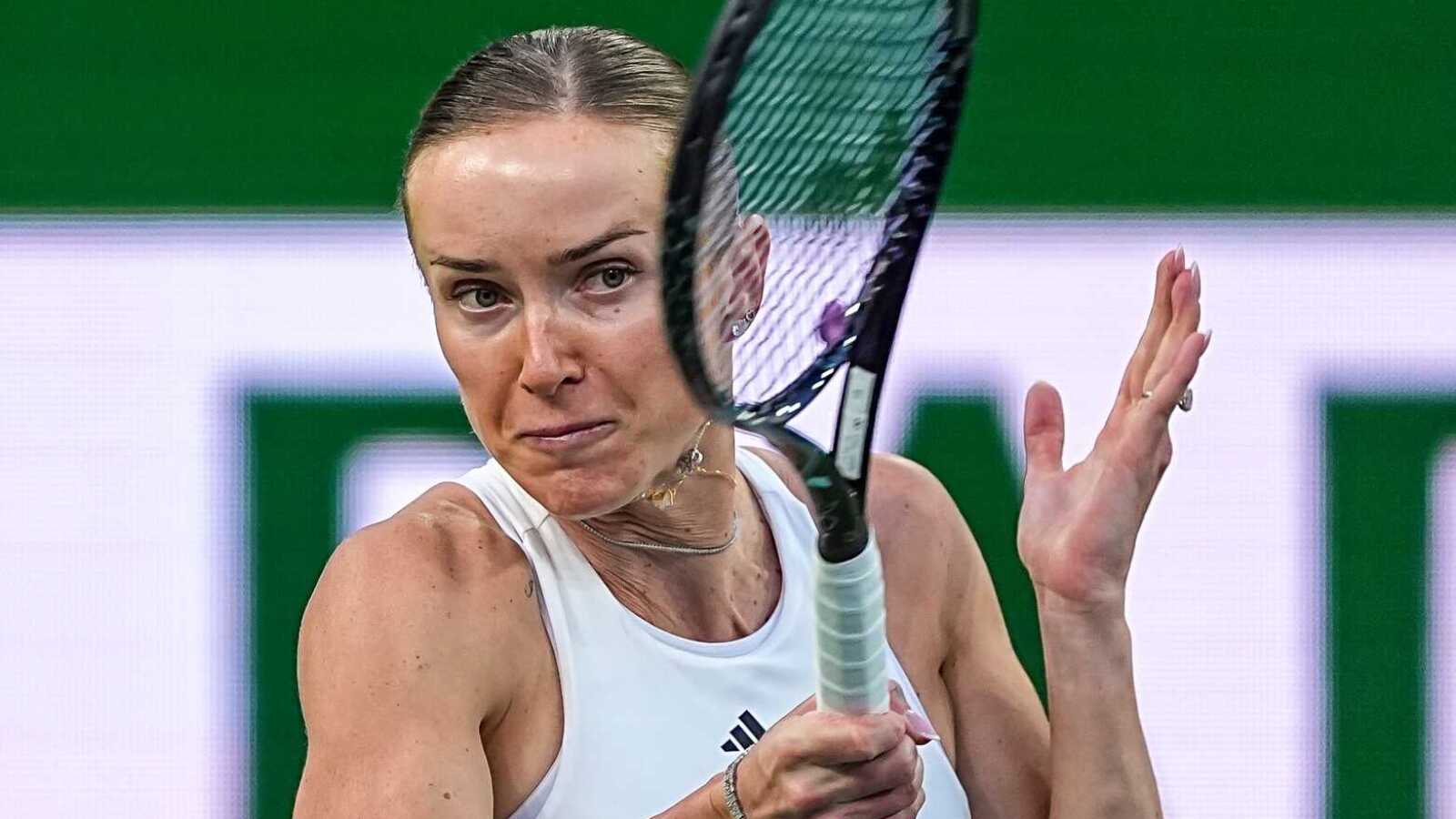 https://www.yardbarker.com/media/2/7/27bb49b72c138192382c85aa7d34fec0686e6cce/thumb_16x9/elina-svitolina-defeats-coco-gauff-italian-open.jpg?v=1