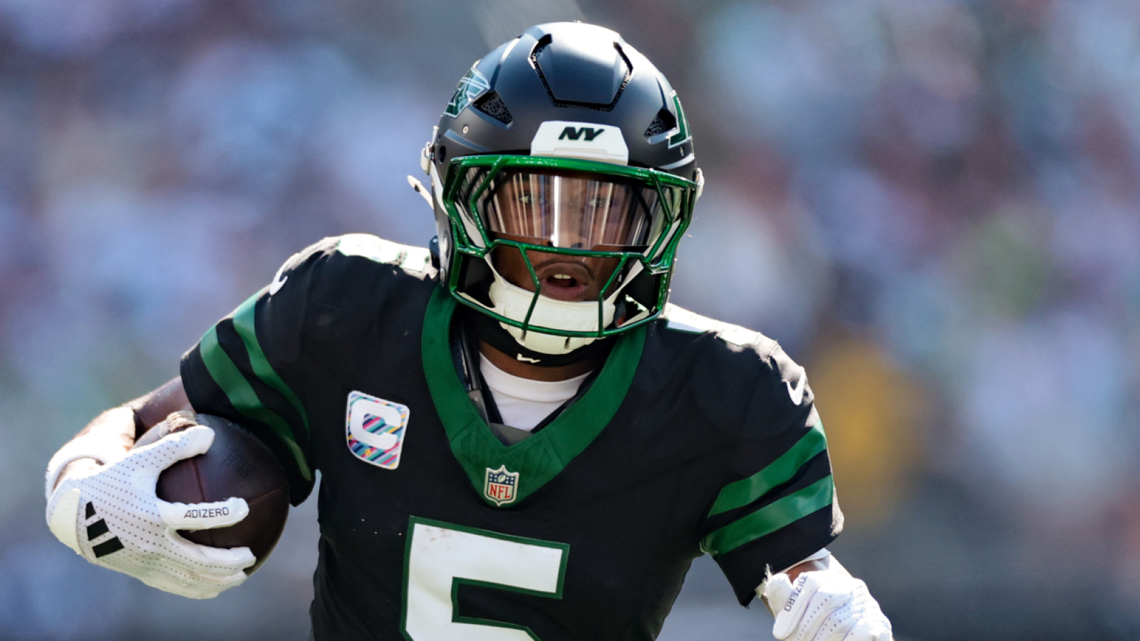 https://www.yardbarker.com/media/2/7/27c7f61092d0c9b7eebf56448878367721b292d5/thumb_16x9/jets-wilson-still-faith-glenn-amid-0-5-start.jpg?v=1