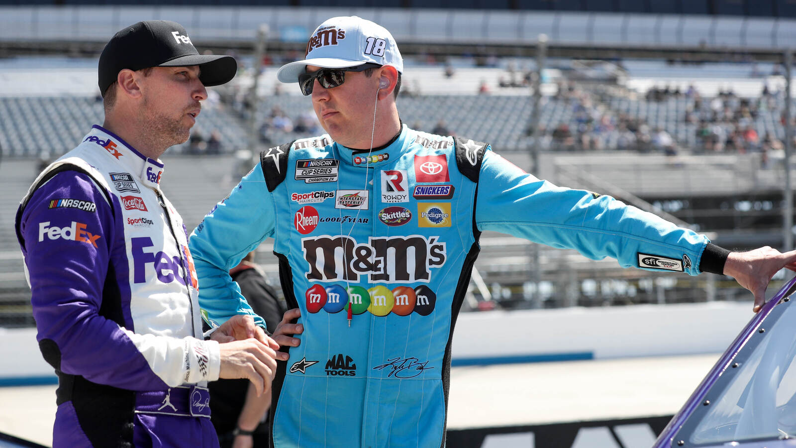 https://www.yardbarker.com/media/2/7/27c86fe47e2eb4df231ca74d1df787ef9969d2ac/thumb_16x9/nascar-star-jokes-becoming-biggest-villain-sport.jpg