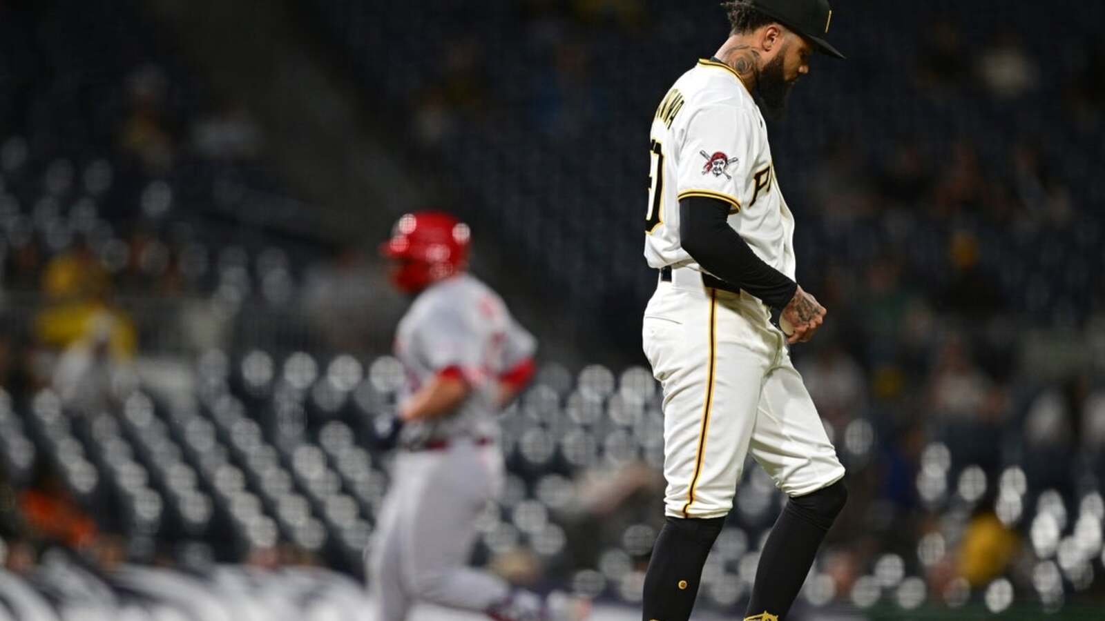 After rare misstep, Pirates' bullpen seeks redemption vs. Cardinals